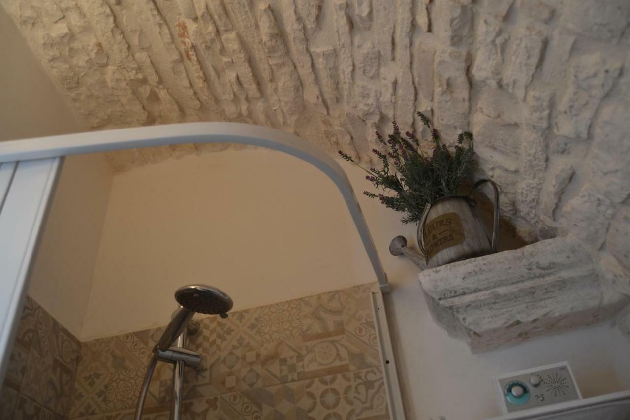 Due Cuori e una Casetta Locorotondo Esterno foto